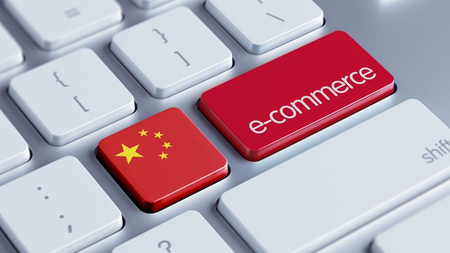 Tastatur mit China Flagge und E-Commerce Taste